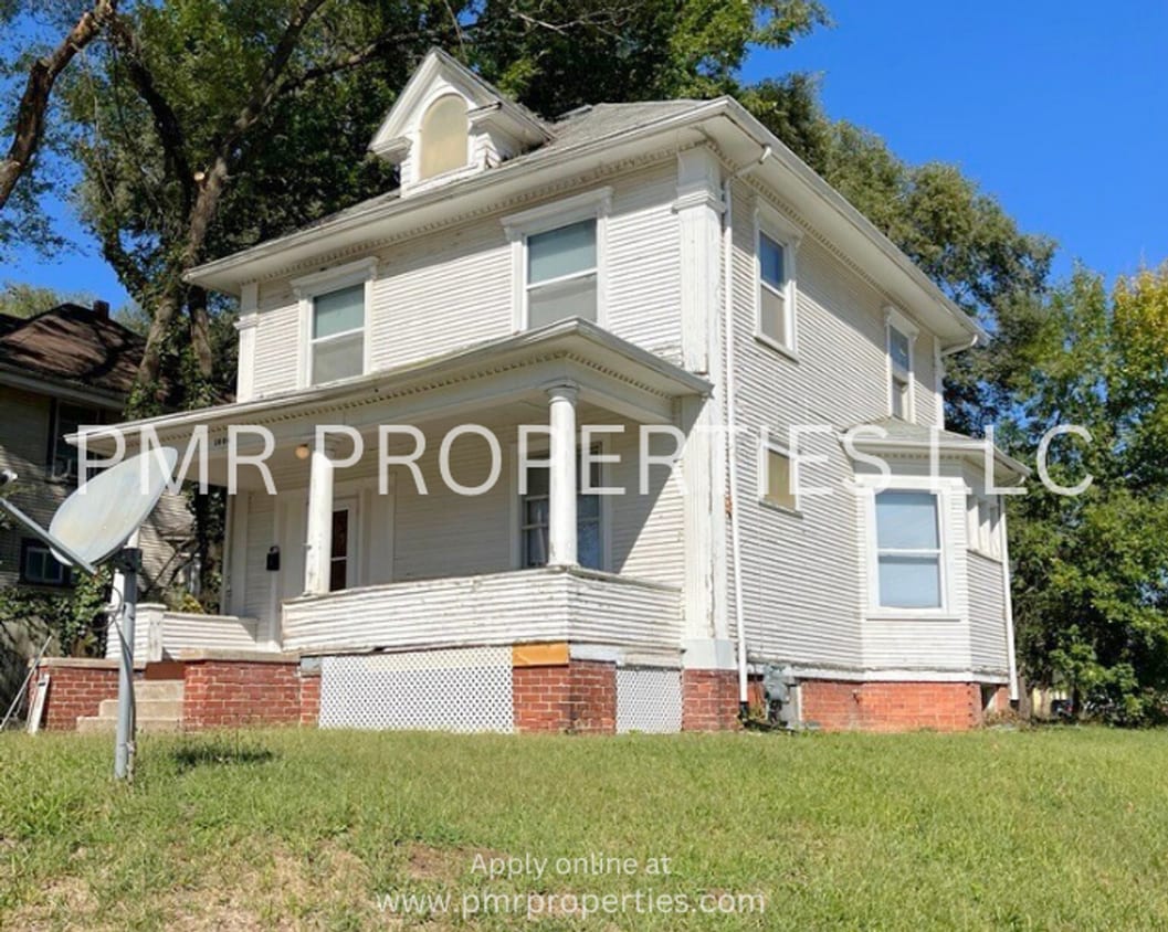 Primary Photo - 3Bedroom/1Bathroom Home