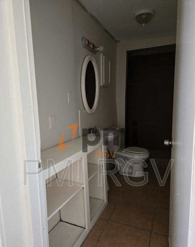 Foto del edificio - 1608 Norma Ln