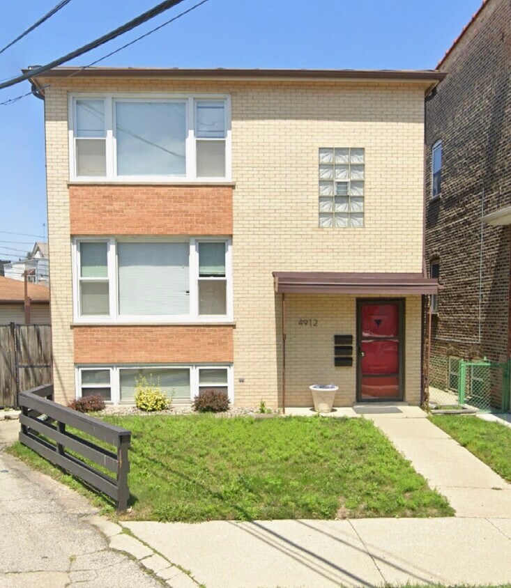 4912 W Berteau Ave Unit Garden, Chicago, IL 60641 Apartments in