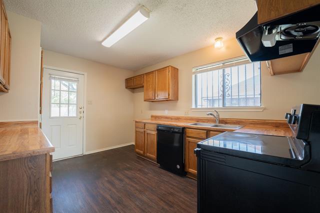 Building Photo - 2908 Stonycroft Dr