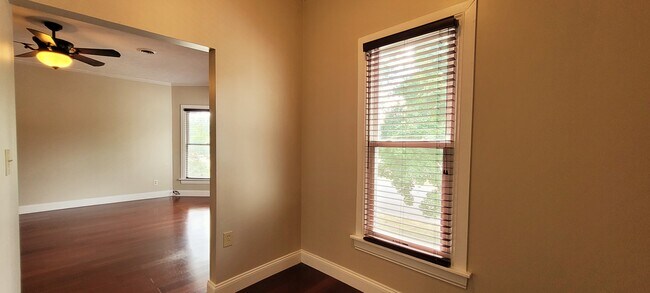 Living Room Alcove - 350 Euclid Ave