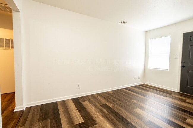 Foto del edificio - 1318 N Piatt Ave
