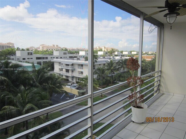 Foto del edificio - 301 Sunrise Dr