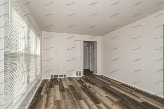 Foto del edificio - 4305 Washington St