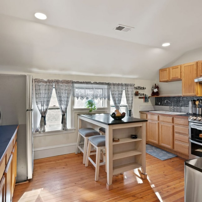 Foto del edificio - 503 Mathews St