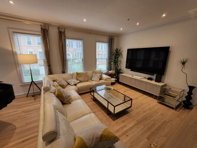 Foto del edificio - 9717 Whitley Park Plz