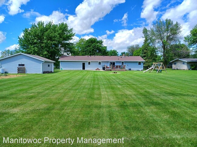 Building Photo - 3 br, 2 bath House - 327 Birch Ln
