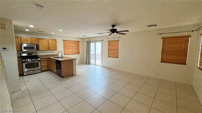 Foto del edificio - 9967 Carrizo Springs Ave