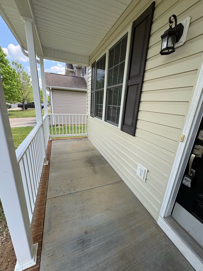 Building Photo - 129 Forever Ct