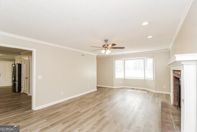 Foto del edificio - 5902 Bridgemont Pl