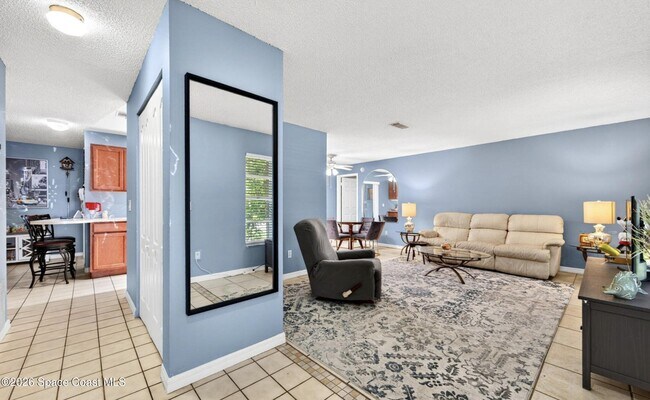 Foto del edificio - 250 Perth Ave