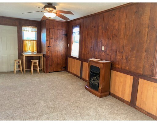 Foto del edificio - 108 Burgess Ave