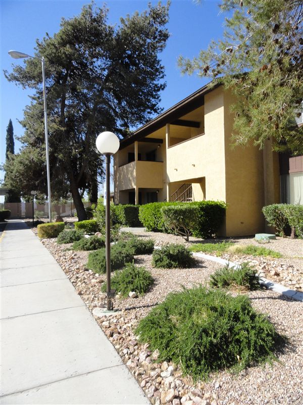 Building Photo - 891 Del Sol Dr
