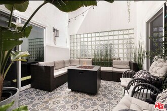 Building Photo - 1823 20th St