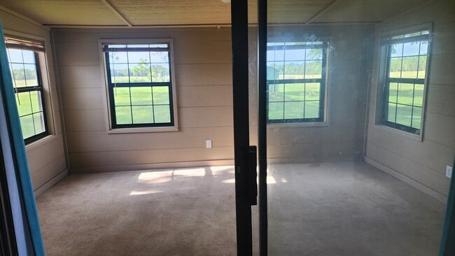 Building Photo - 339 County Rd 45900