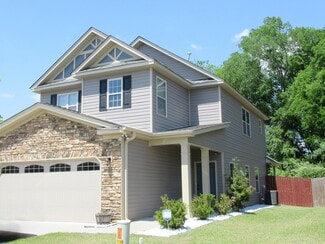 Building Photo - 2655 Old Field Rd