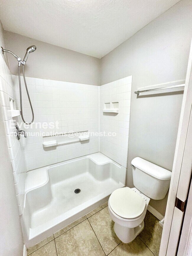 Foto del edificio - 2429 Hibiscus Bay Ln