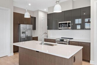 Building Photo - Station 73 at Battery Park