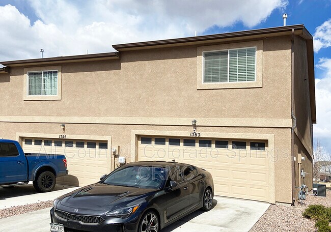Foto del edificio - 1762 Grand Overlook St