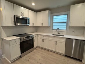 Building Photo - 1108 Freyburg St