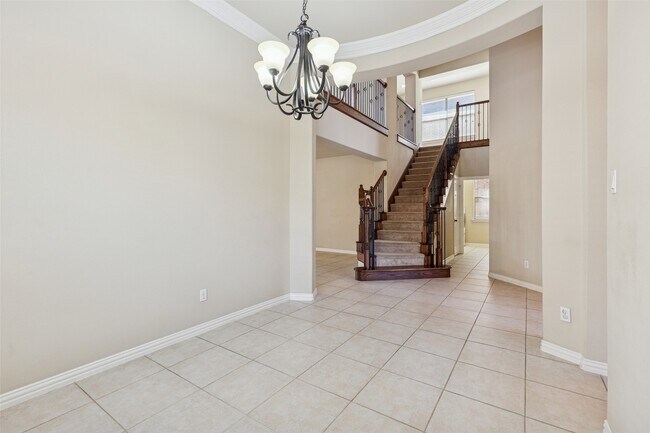 Building Photo - 11 Vershire Cir