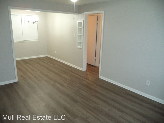 Building Photo - 3 br, 1.5 bath House - 817 Arnold Avenue