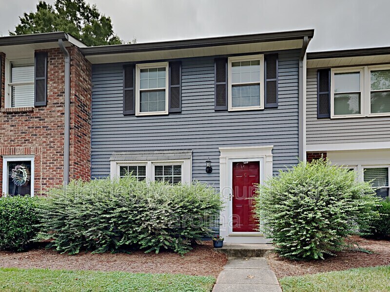 Primary Photo - 1201 Scaleybark Rd