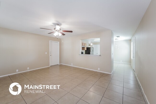 Foto del edificio - 3235 Dartmouth Field Ln