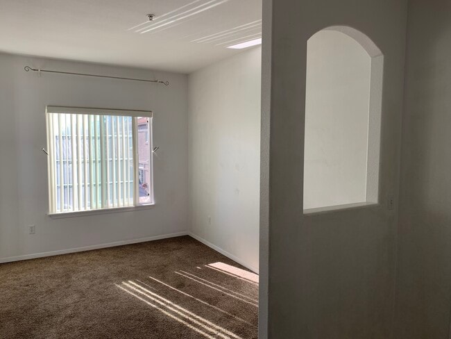 Building Photo - 4200 E Commerce Way