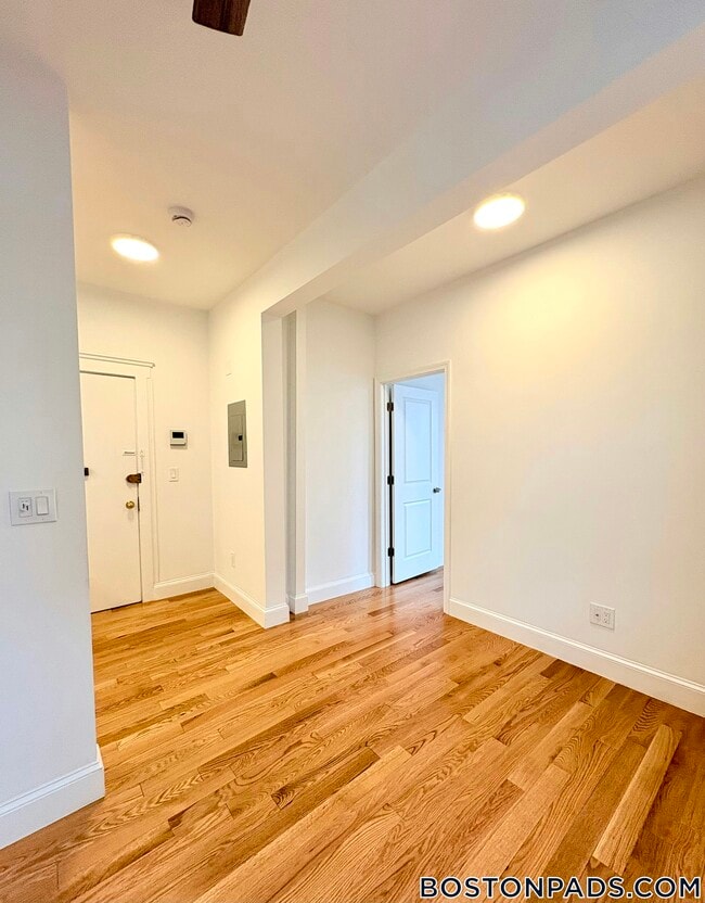 Foto del edificio - 95 Park Dr