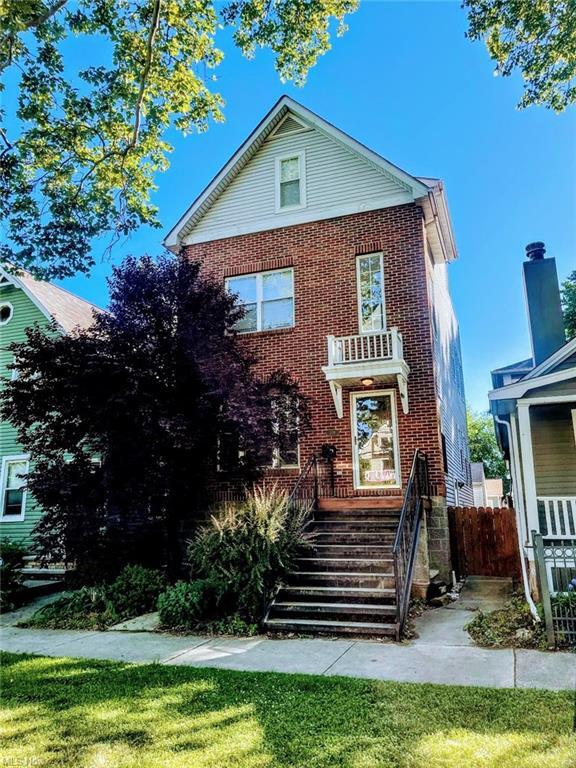 Building Photo - 2119 W 7th St