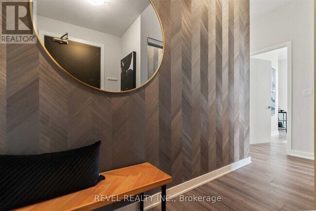 Building Photo - 50 Bruyeres Mews