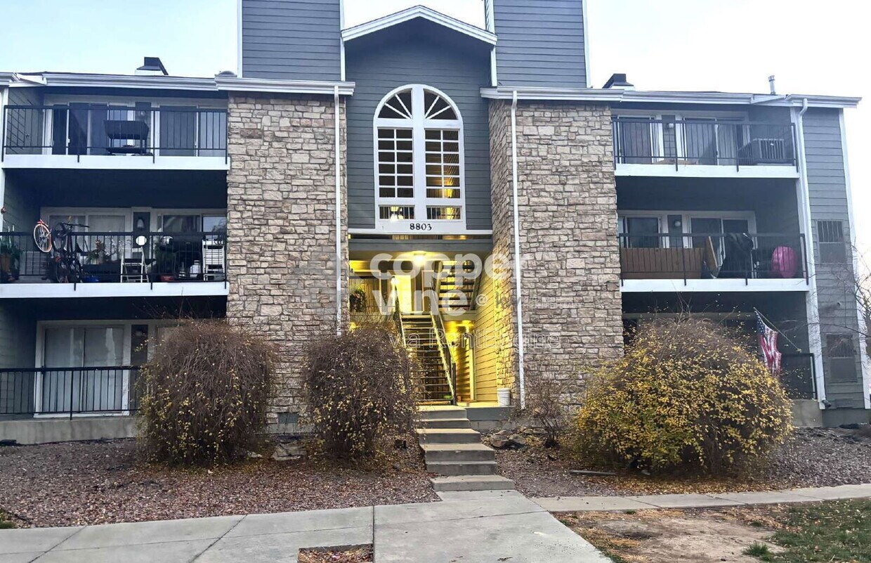 Primary Photo - 8803 Colorado Blvd