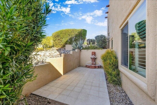 Foto del edificio - 12641 N Mimosa Dr