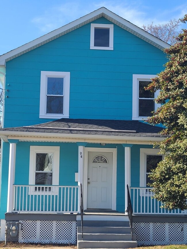 Building Photo - 94 Rockwell Ave