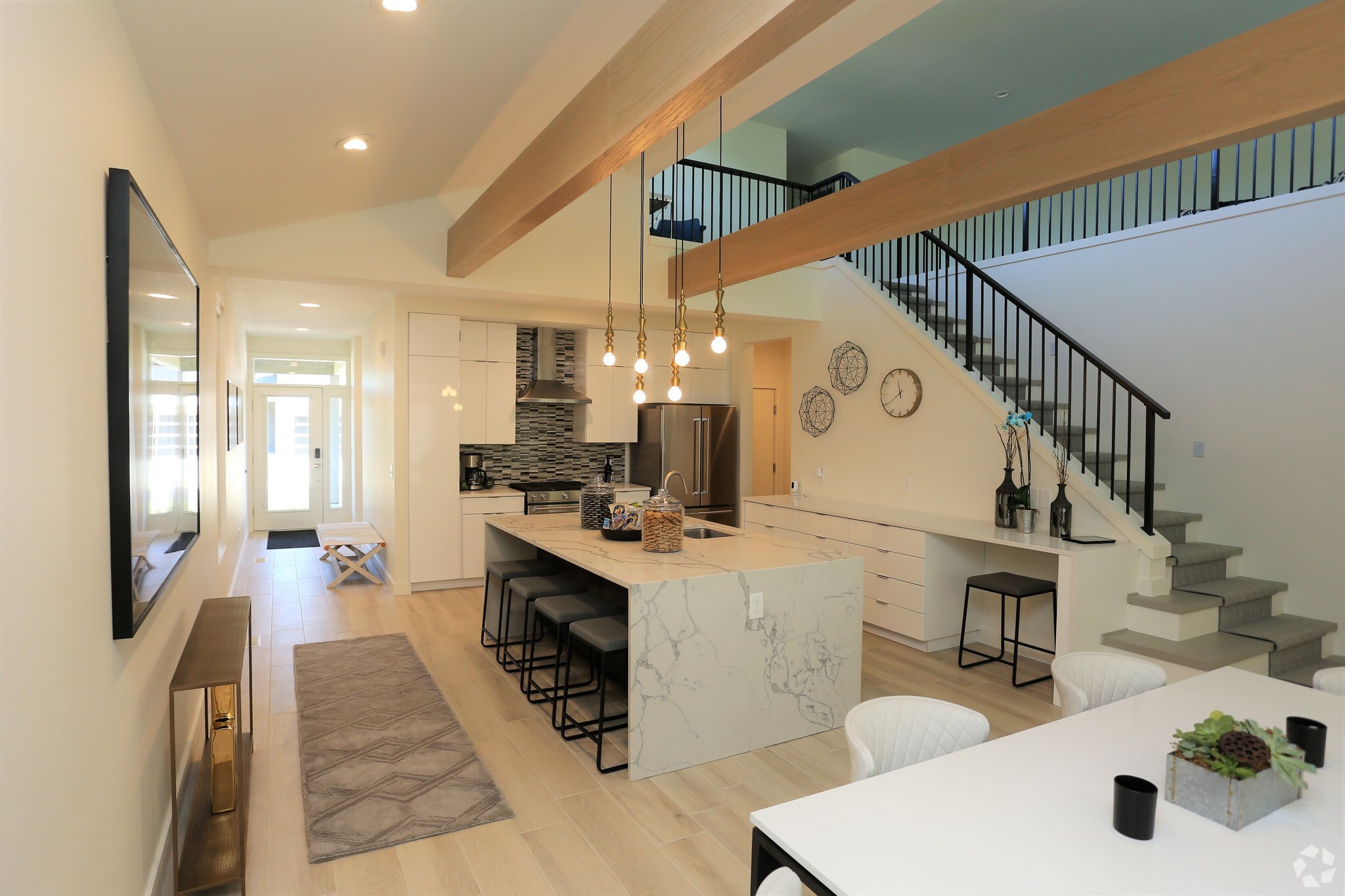 Luxe at Pepper Pike – photo 3