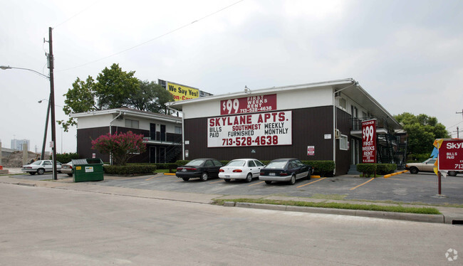 Skylane Apartments - The Spur