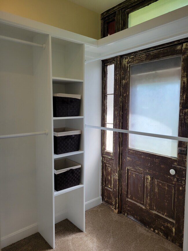 Master closet - 240 W Vine St