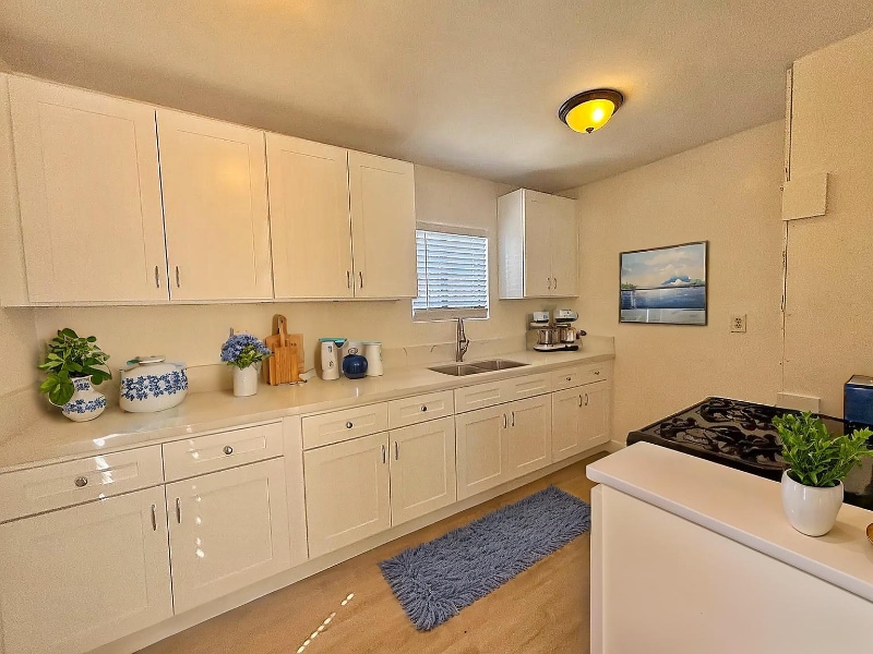 Photo - 2011 E Alondra Blvd (Compton, CA)