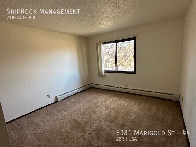 Foto del edificio - 8381 Marigold St