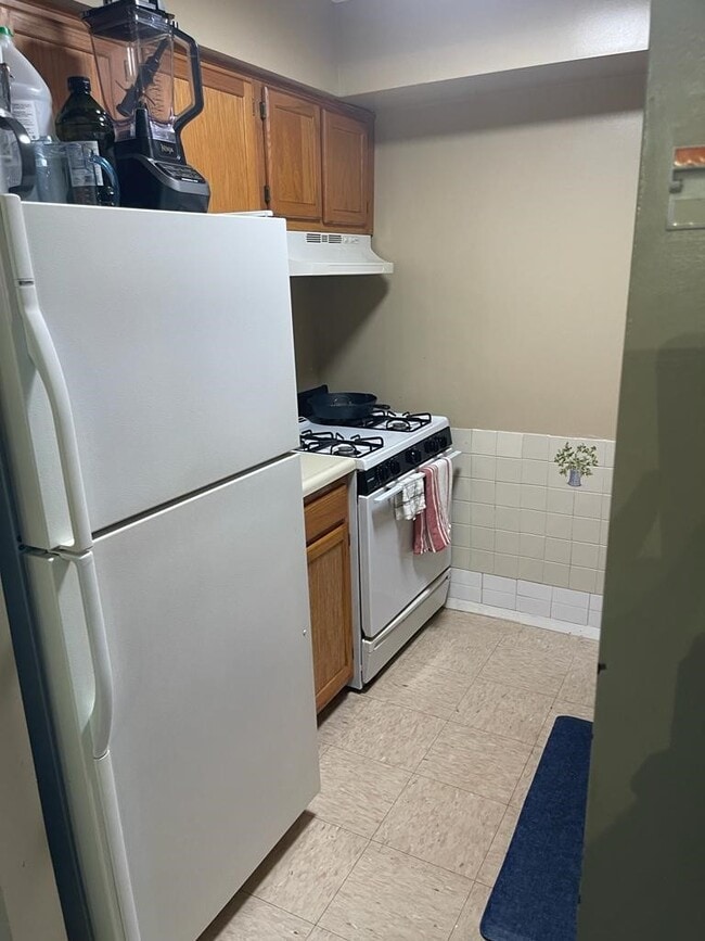 Foto del edificio - 940 E 181st St