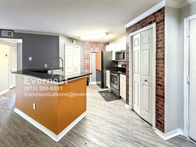 Building Photo - 18101 Peregrines Perch Pl