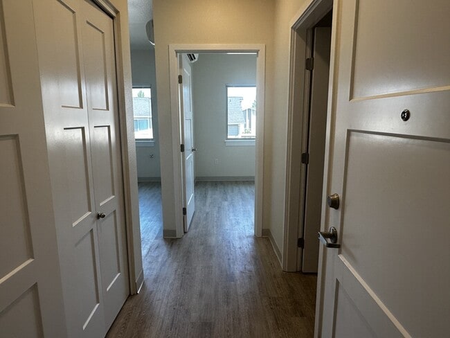 Foto del edificio - 1935 Table Rock Rd