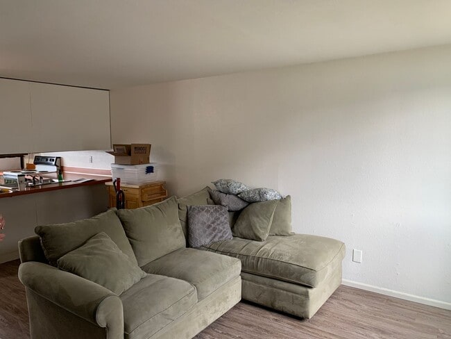 Foto del edificio - 1820 Larch Street C7