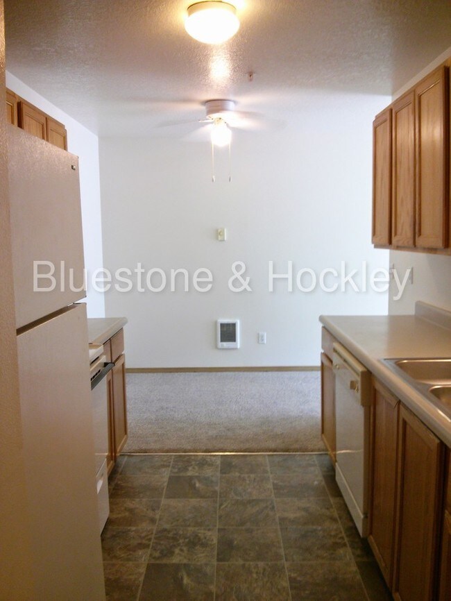 Foto del edificio - 4631 SW Luradel St