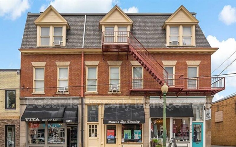 425 Walnut St Unit 4, Sewickley, PA 15143 Condo for Rent in Sewickley