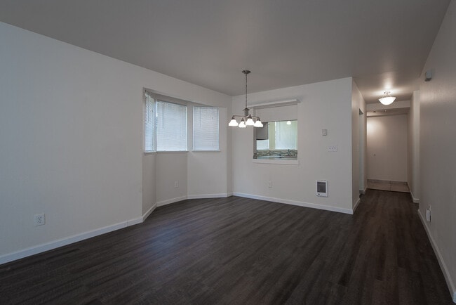 Building Photo - 5300 Harbour Pointe Blvd