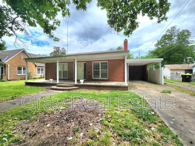 Primary Photo - 421 S Highland St