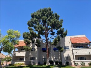 Building Photo - 101 Luna Way