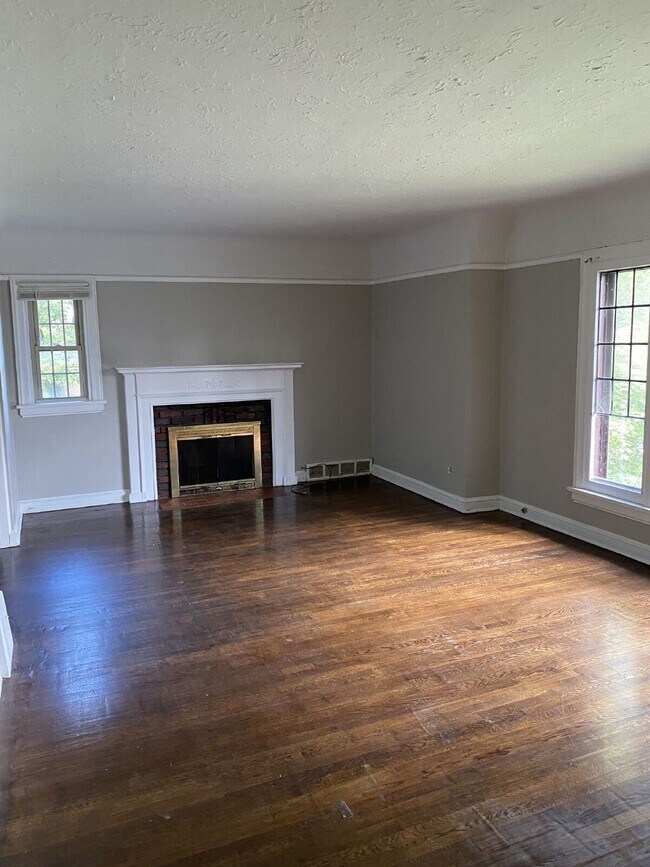 Foto del edificio - 3614 Lynnfield Rd